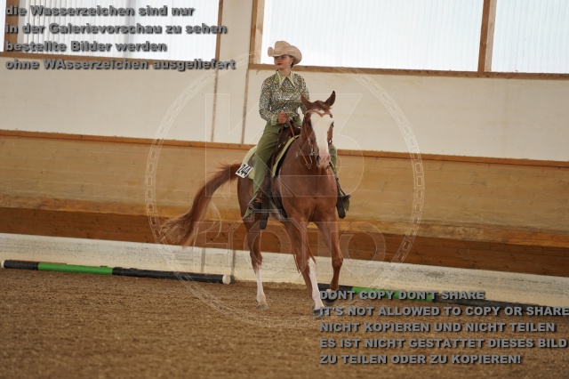 s_A_902396.JPG